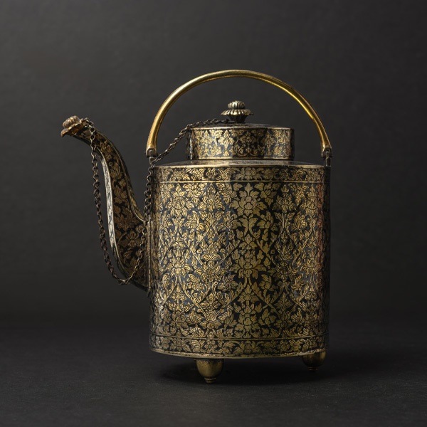 Silver & Objects of Vertu 