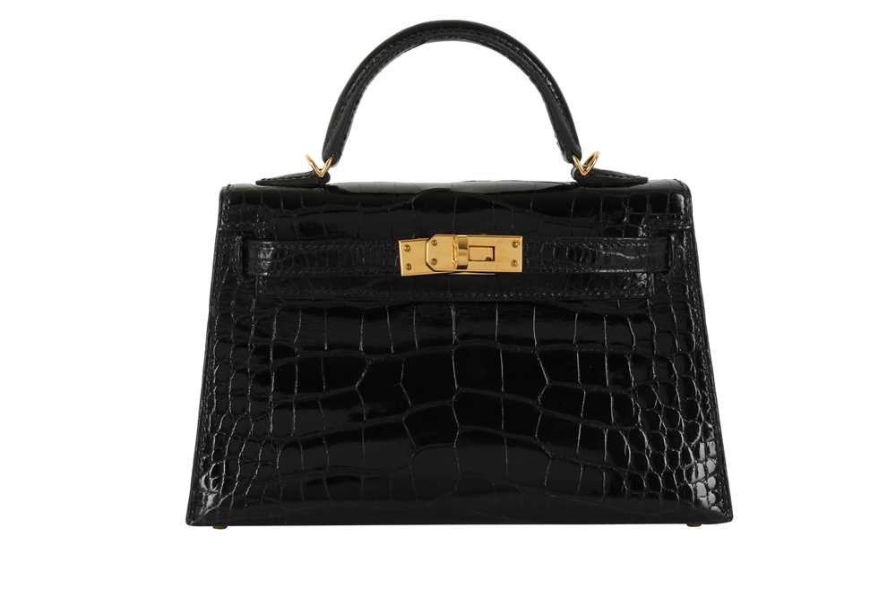 Hermes Black Shiny Alligator Mini Kelly II 20, mississippiensis, gold plated hardware