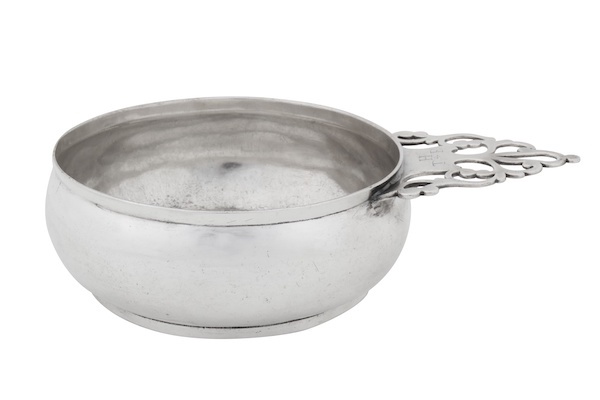 A mid-18th century American colonial silver side handled porringer, Kingston, Rhode Island circa 1750 by Samuel Casey (active c.1745-70)