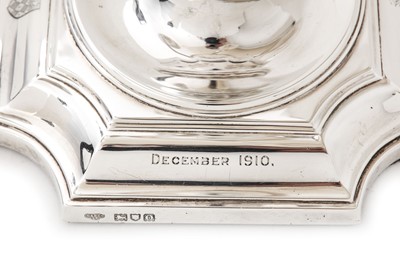 Lot 119 - A George V sterling silver four-light...