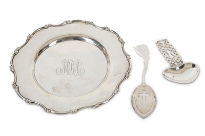 Lot 103 - An American Sterling silver card tray of...
