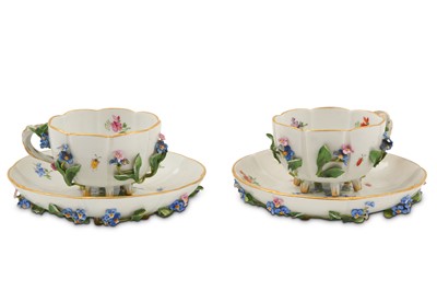 Lot 124 - A pair of late 19th Century Meissen floral...