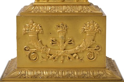 Lot 77 - AN EARLY 19TH CENTURY FRENCH EMPIRE PERIOD...
