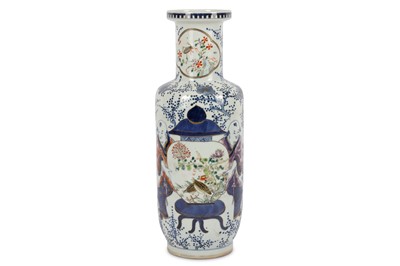 Lot 173 - A Chinese enameled blue and white rouleau vase,...