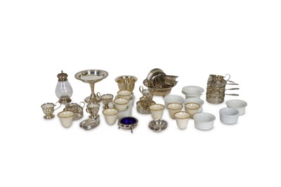 Lot 101 - A collection of American sterling silver items,...