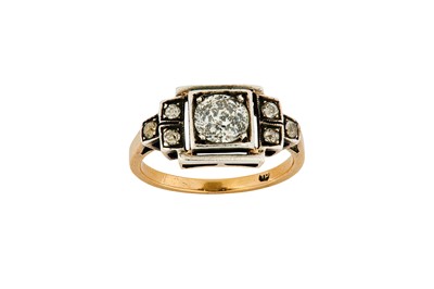 Lot 84 - A diamond ring The central old brilliant-cut...