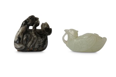 Lot 231a - TWO CHINESE JADE ‘BIRD’ CARVINGS. Qing Dynasty....