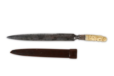 Lot 139 - AN IVORY-HILTED HUNTING KNIFE  Tamil Nadu,...