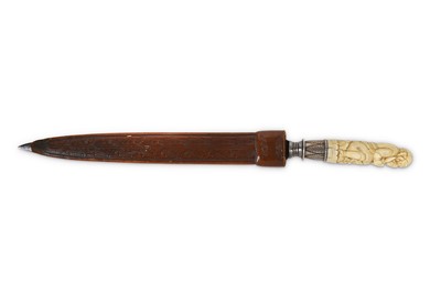 Lot 139 - AN IVORY-HILTED HUNTING KNIFE  Tamil Nadu,...