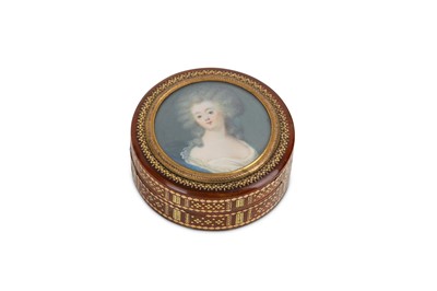 Lot 171 - A Louis XVI French blonde tortoiseshell and...