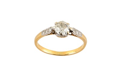 Lot 70 - A single-stone diamond ring The old...