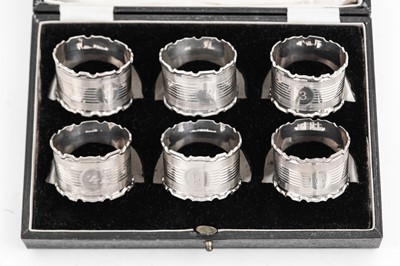 Lot 674 - A cased set of six George V sterling silver...