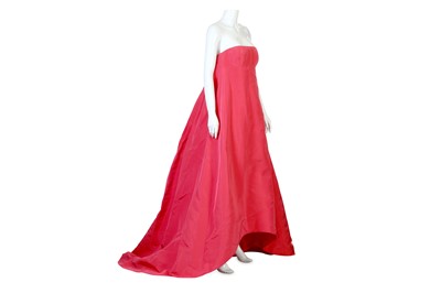 Lot 19 - Oscar de la Renta Pink Silk Ball Gown,...