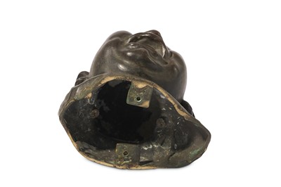 Lot 26 - A LATE 19TH CENTURY BRONZE HEAD OF A CRYING CHILD IN THE MANNER OF FRANZ XAVER MESSERSCHMIDT