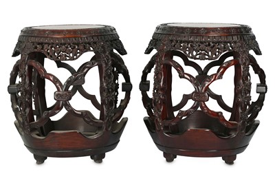 Lot 513 - A PAIR OF CHINESE MARBLE-INLAID WOOD BARREL STOOLS.