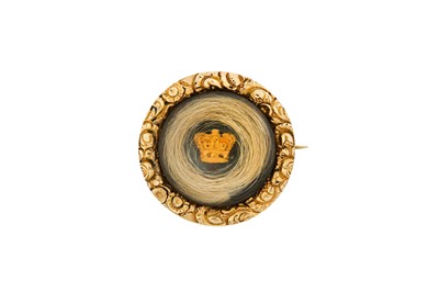 Lot 170 - A hairwork brooch The glazed compartment...