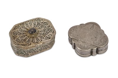 Lot 208 - TWO SILVER SNUFFBOXES Ottoman Provinces, one...