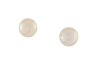 Lot 1 - A pair of natural pearl earstuds The 7.7-8.1mm...