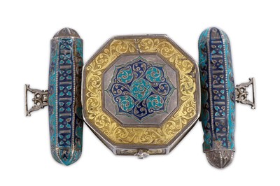 Lot 292 - AN OCTAGONAL ENAMELLED SILVER BAZUBAND...