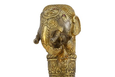 Lot 282 - AN IMPRESSIVE PARCEL-GILT SILVER CEREMONIAL...