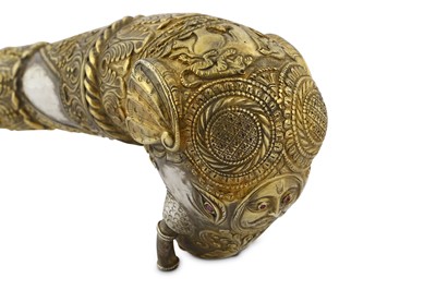 Lot 282 - AN IMPRESSIVE PARCEL-GILT SILVER CEREMONIAL...