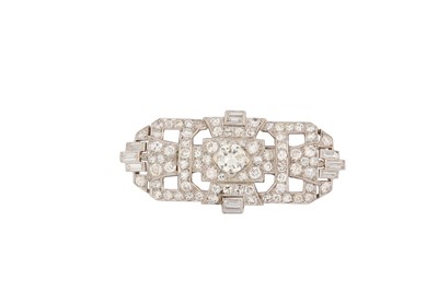 Lot 266 - An Art Deco diamond brooch, circa 1925 The...