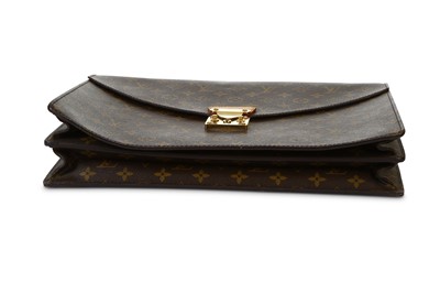 Lot 128 - Louis Vuitton Serviette Conseiller Briefcase...