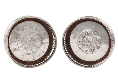 Lot 669 - A pair of Elizabeth II sterling silver wine...