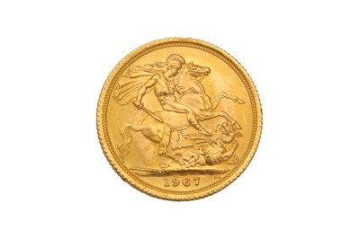 Lot 597 - Elizabeth II gold full sovereign 1967