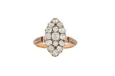 Lot 173 - A diamond dress ring, circa 1900...