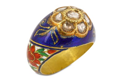 Lot 333 - AN ENAMELLED GEM-SET RING Rajasthan, North...