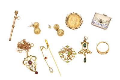 Lot 580 - A group of jewellery Including two gem-set and...