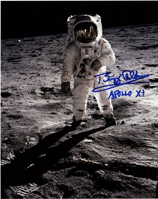 Lot 366 - Apollo 11.- Buzz Aldrin Colour satin-finish...