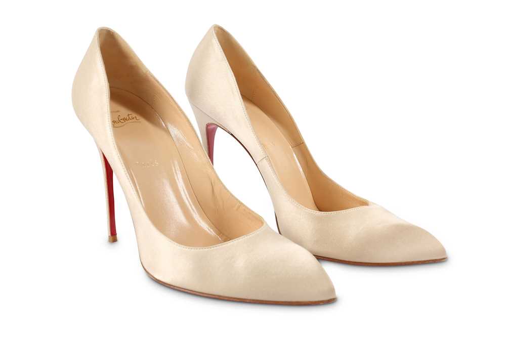 Lot 409 - Christian Louboutin Champagne Silk Pumps 120,...