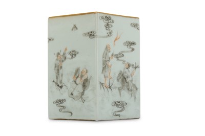 Lot 630 - A CHINESE EN-GRISAILLE DECORATED 'EIGHT IMMORTALS' BRUSH POT, BITONG.