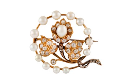 Lot 35 - A pearl and diamond brooch, circa 1900...