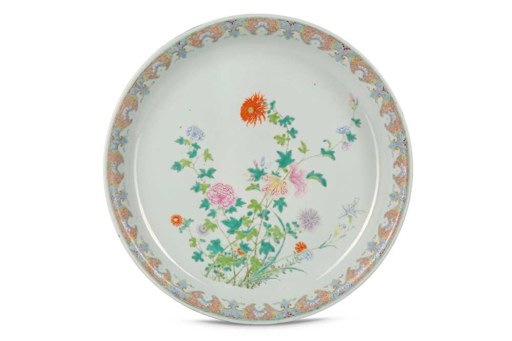 Lot 266 - A LARGE CHINESE FAMILLE ROSE 'FLOWERS' DISH....