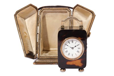 Lot 80 - AN EARLY 20TH CENTURY TORTOISESHELL AND SILVER...