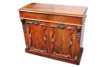 Lot 417 - A Victorian mahogany chiffonnier, with single...