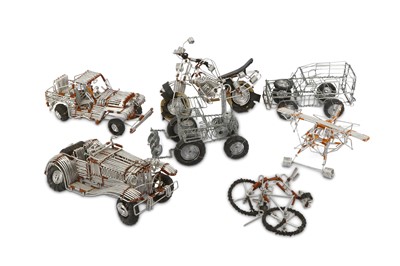 Lot 825 - A GROUP OF METAL MODEL VEHICLES Various...