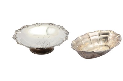 Lot 668 - A George VI sterling silver fruit dish,...