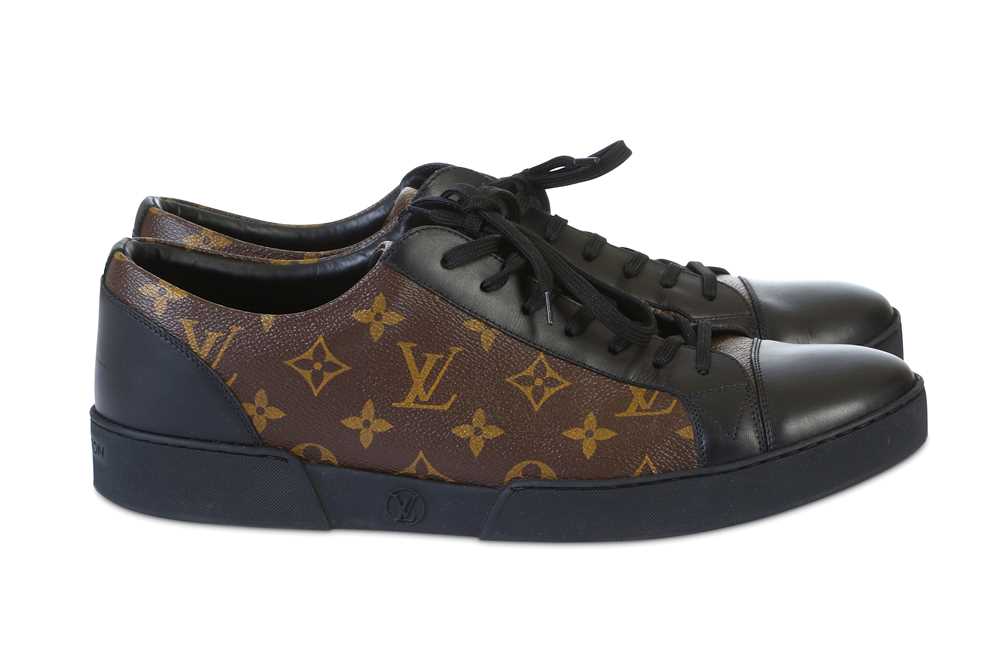 Louis Vuitton Match Up Leather Low Trainers In Black