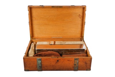 Lot 178 - A German WWI Field Surgeons Military Chest a...