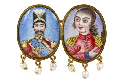 Lot 223 - *A BROOCH WITH PAINTED ENAMEL PORTRAITS...