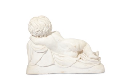 Lot 36 - A WHITE MARBLE FIGURE OF A SLEEPING PUTTO IN...