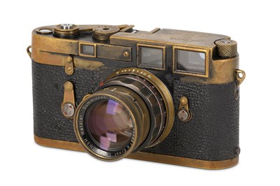 Lot 166 - A Special Order Leica M3 Black Paint 'Magnum'...