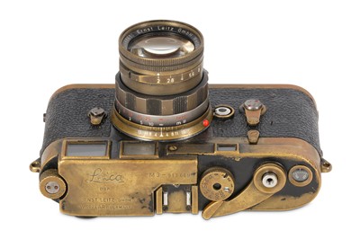 Lot 166 - A Special Order Leica M3 Black Paint 'Magnum'...