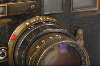 Lot 166 - A Special Order Leica M3 Black Paint 'Magnum'...