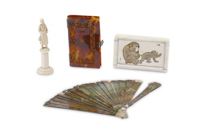 Lot 220 - A mixed group of 19th Century ivory items to...