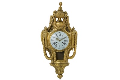 Lot 15 - A MID 19TH CENTURY FRENCH LOUIS XVI STYLE GILT...